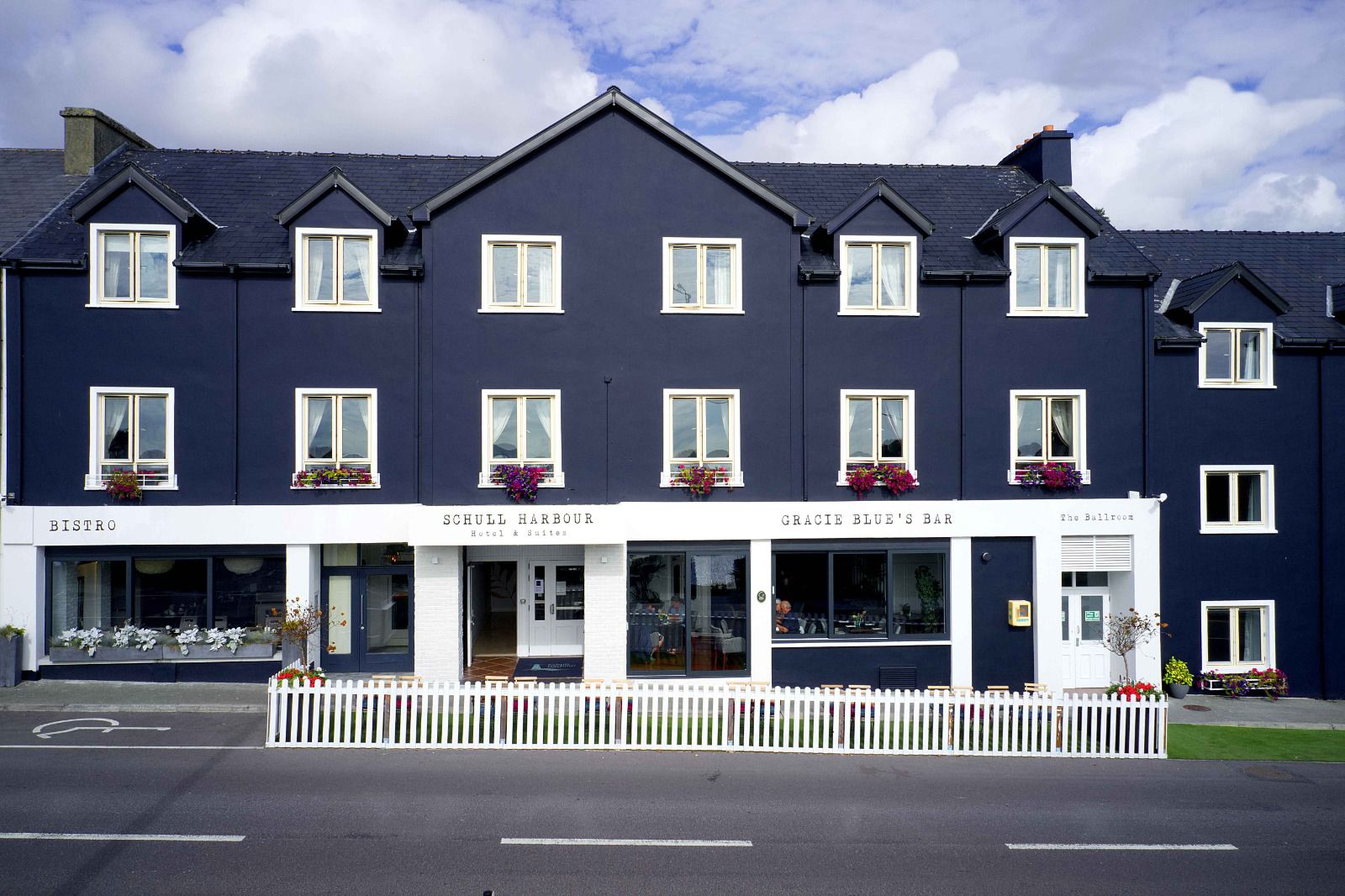 schull-harbour-hotel